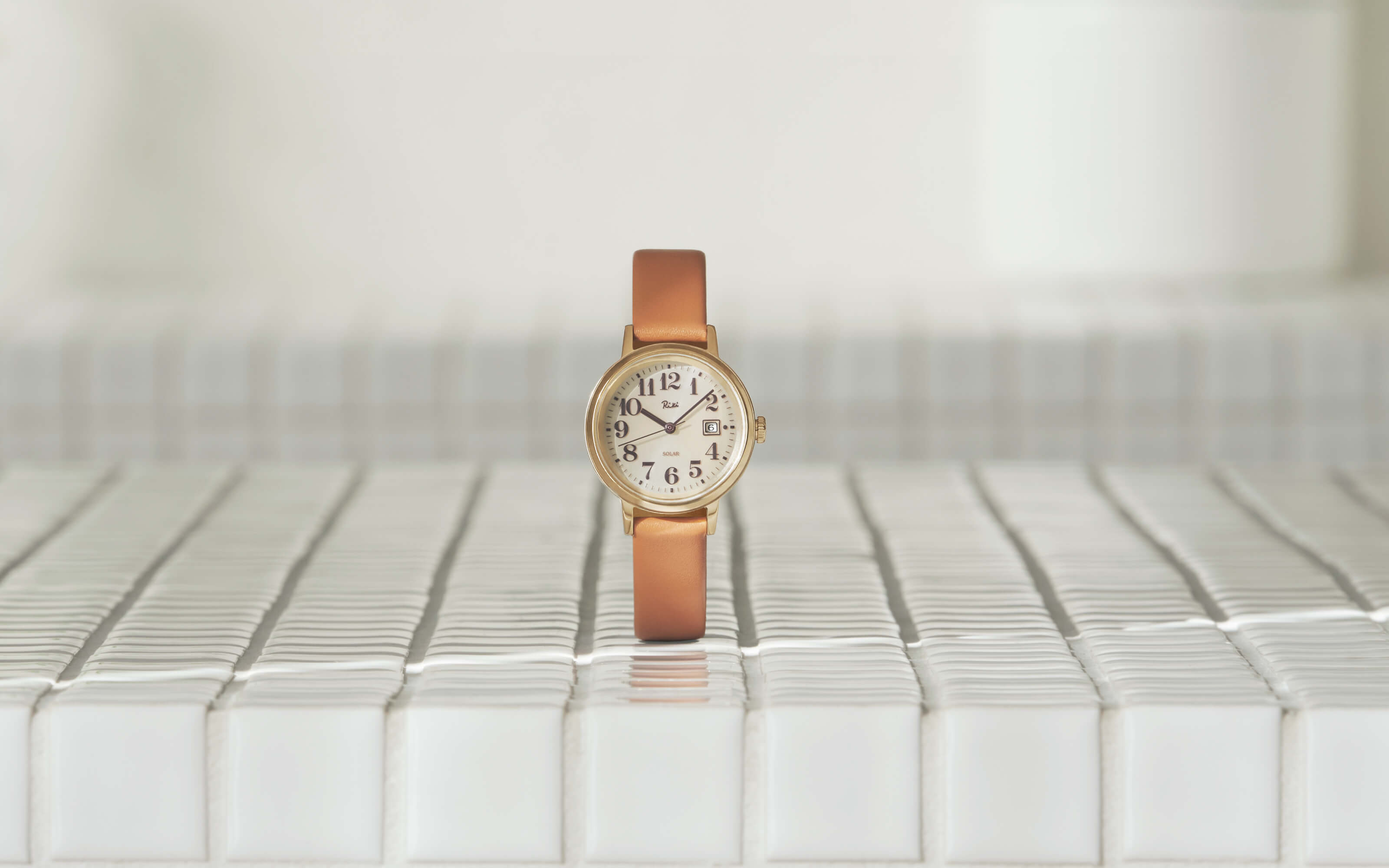 ALBAソーラー腕時計 - 1